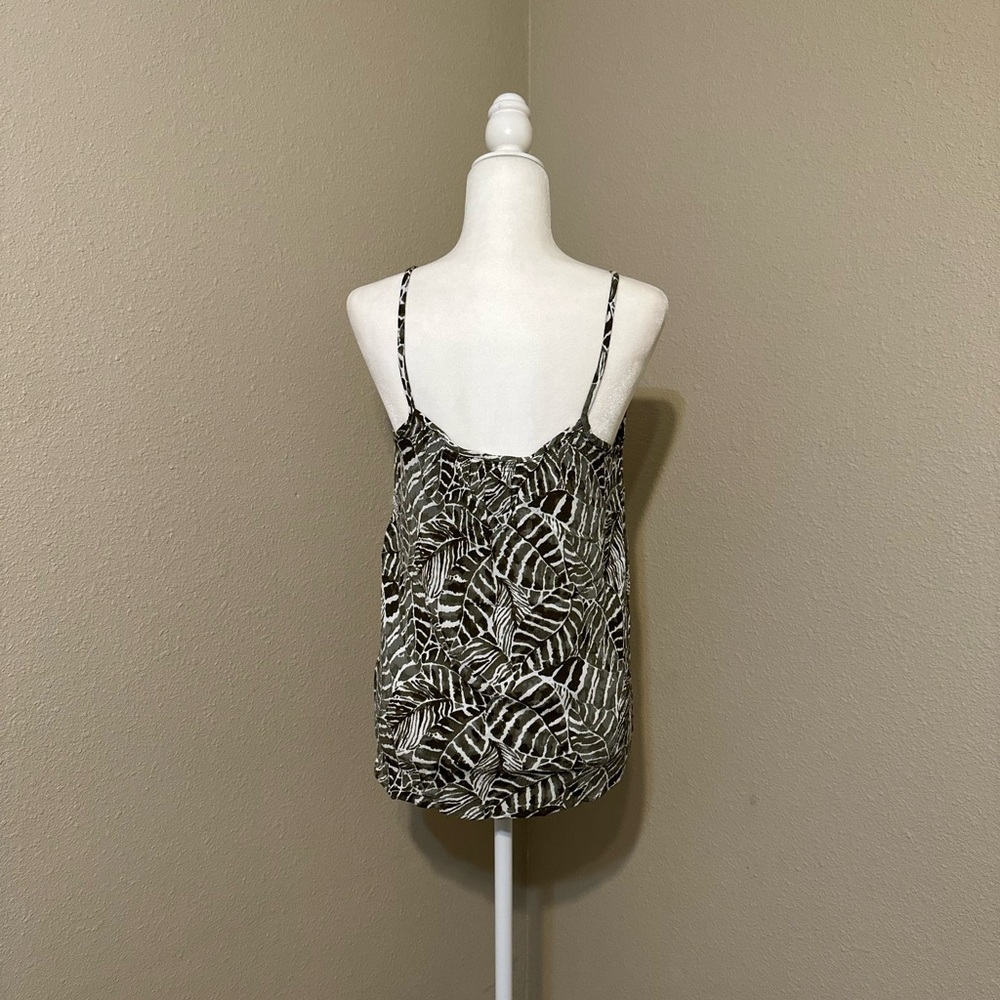 H&M Summer Leaf Spaghetti Strap Tank Size 4 - Picture 4 of 6